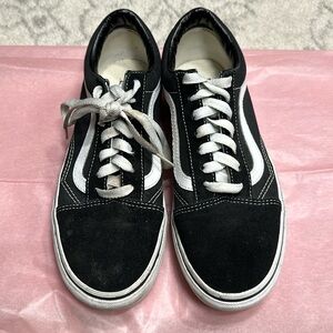 Vans Women’s Old Skool Platform Sneaker